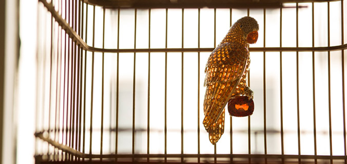 Big Hemmerle parrot brooch